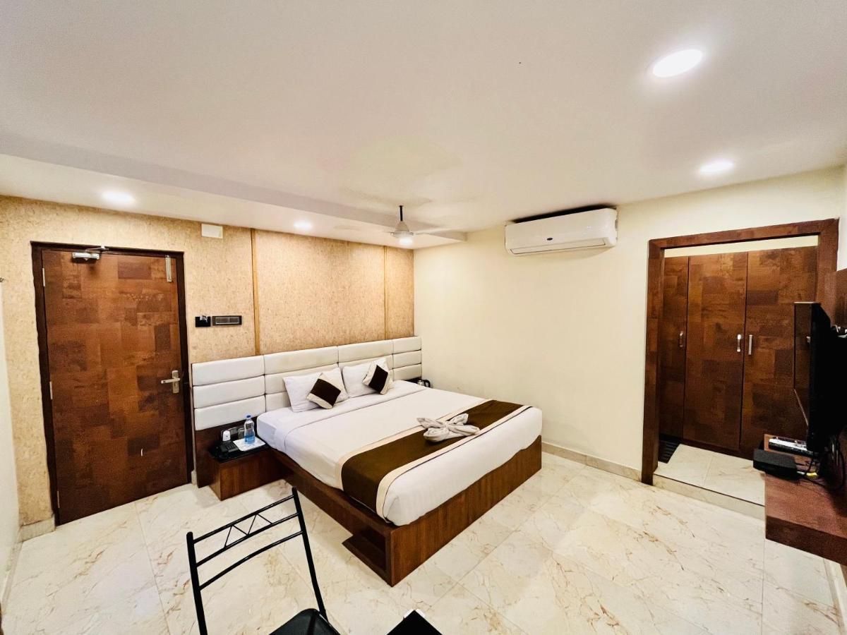 Ganesh Bhavan By Vinayak Hotels Brahmapur Bagian luar foto