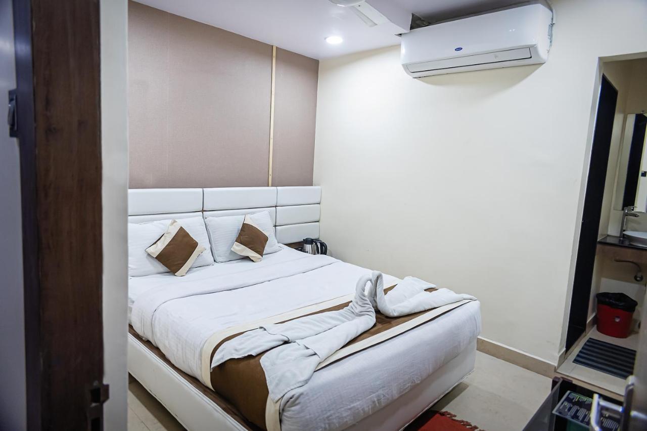 Ganesh Bhavan By Vinayak Hotels Brahmapur Bagian luar foto